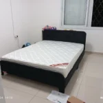 מיטה זוגית בד קטיפה שחורה בזול