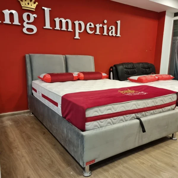 מיטה זוגית עם ארגז מצעים גדול רגליים גבוהות צבע אפור בהיר - זוהר