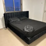 מיטה זוגית רגליים גבוהות צבע שחור- מריוט