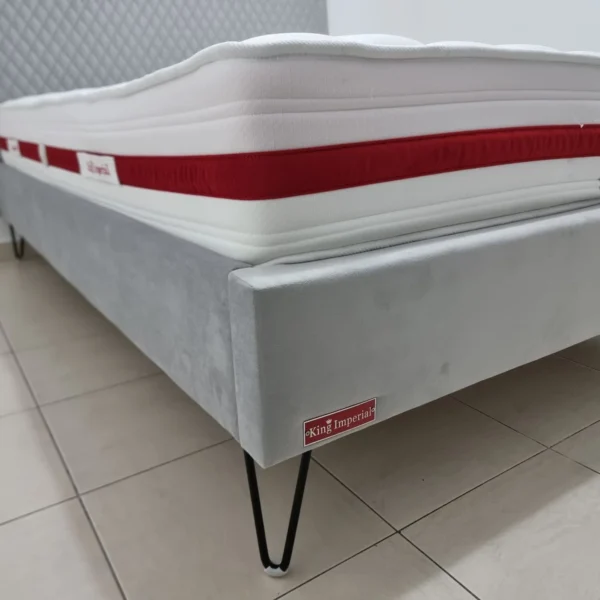 מיטה זוגית ללא ארגז עם רגליים גבוהות צבע אפור בהיר - ולנסיה