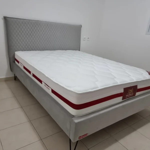 מיטה זוגית ללא ארגז עם רגליים גבוהות צבע אפור בהיר - ולנסיה