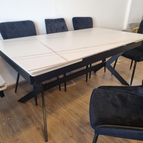 פינת אוכל נפתחת קרמית ice