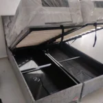 מיטה יהודית עם ארגז מצעים רגליים גבוהות צבע אפור כהה