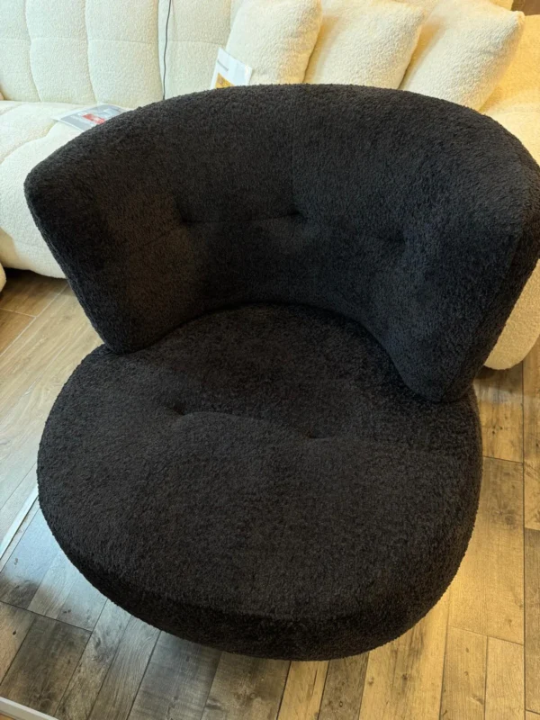 ⁦כורסה יוקרתית עם מנגנון סיבוב 360° - שחור⁩ – תמונה ⁦5⁩