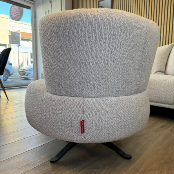 כורסא מסתובבת מעוצבת בד בוקלה אפור בהיר - אימפריאל