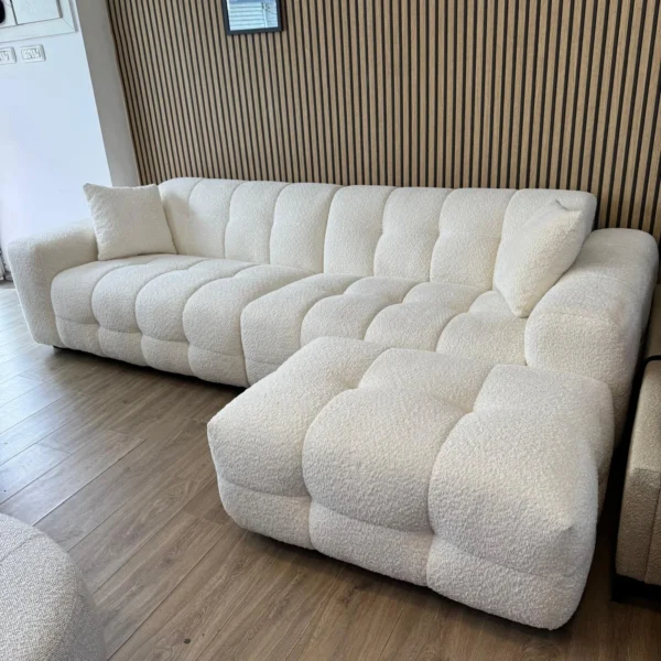 ספה מעוצבת בד בוקלה צבע שמנת 2 חלקים איכותית עם הדום - פרסטיגו