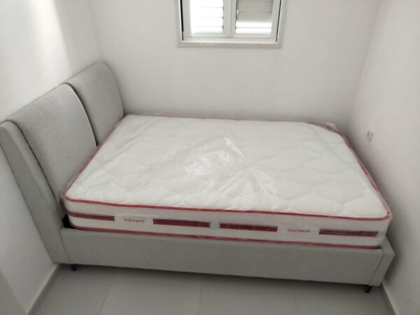 ⁦מיטה וחצי דגם זוהר מבד בוקלה + ארגז⁩ – תמונה ⁦2⁩